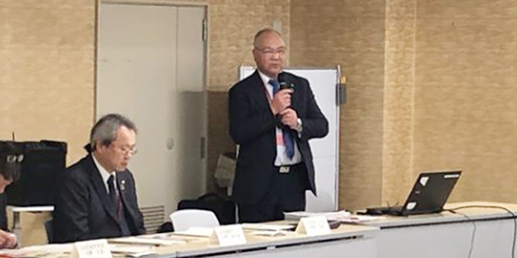 会議で発表を行うやまがた有機農業の匠 菅原さんの画像